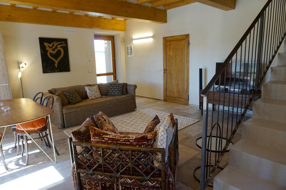 Agriturismo Cheloni Guasticce Exterior photo