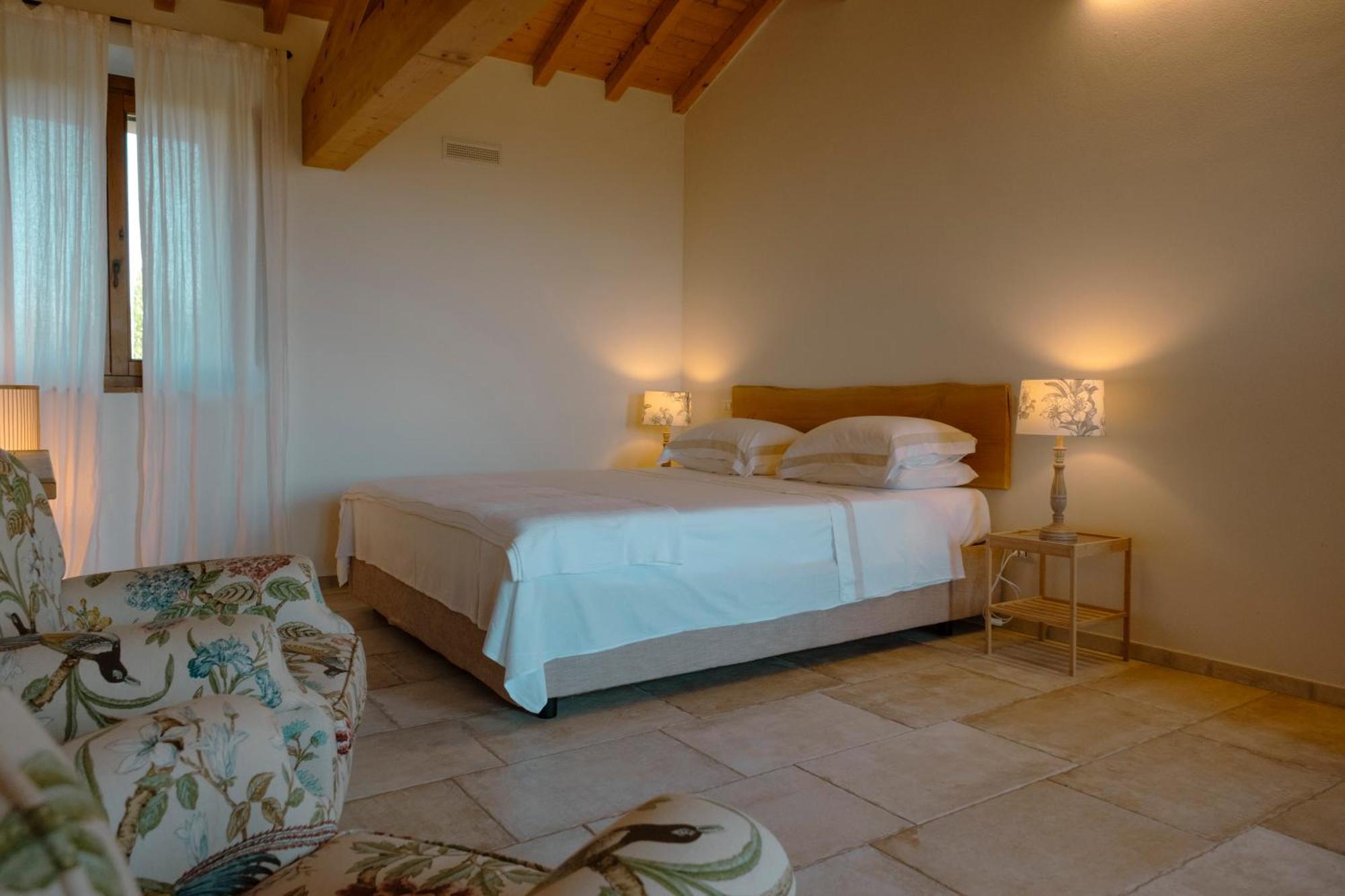 Agriturismo Cheloni Guasticce Exterior photo